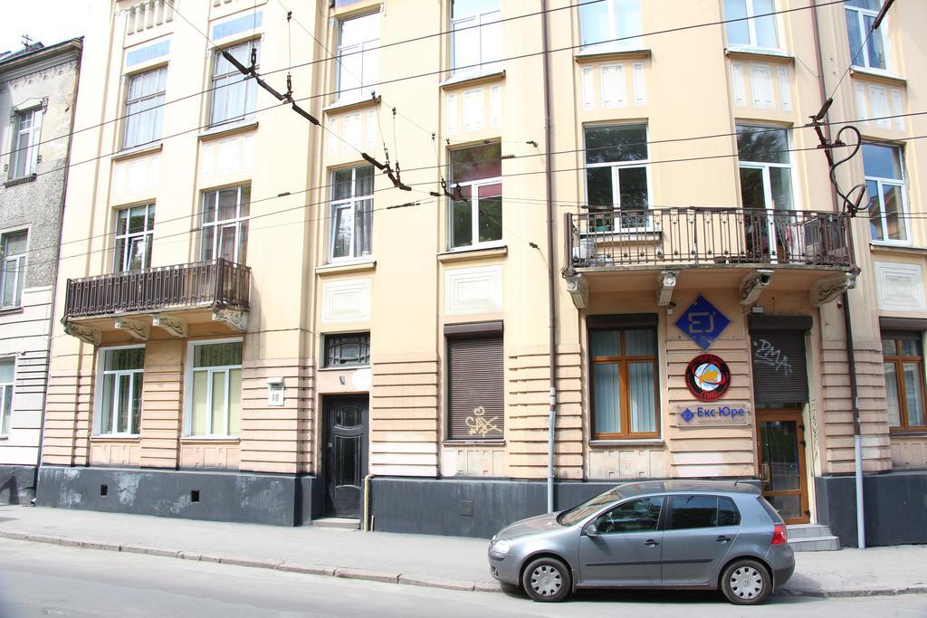 Apartment On Rustaveli Львов Экстерьер фото